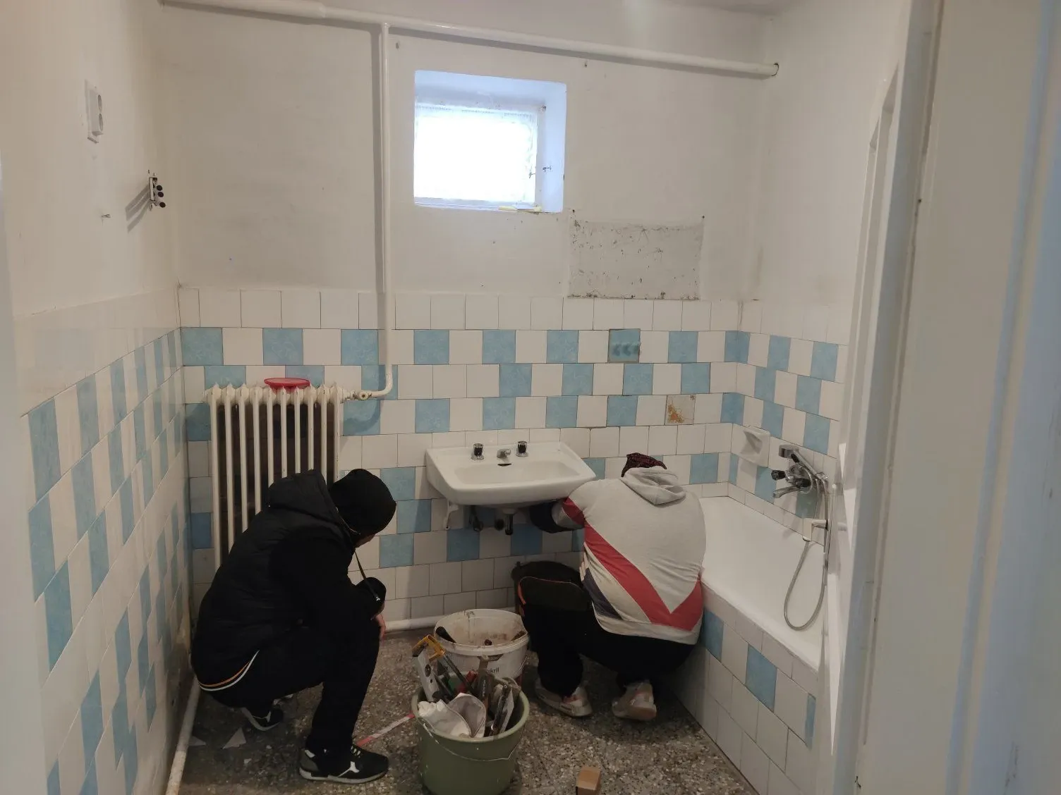 BuildWorks — Víz- és Villanyszerelési Munkák